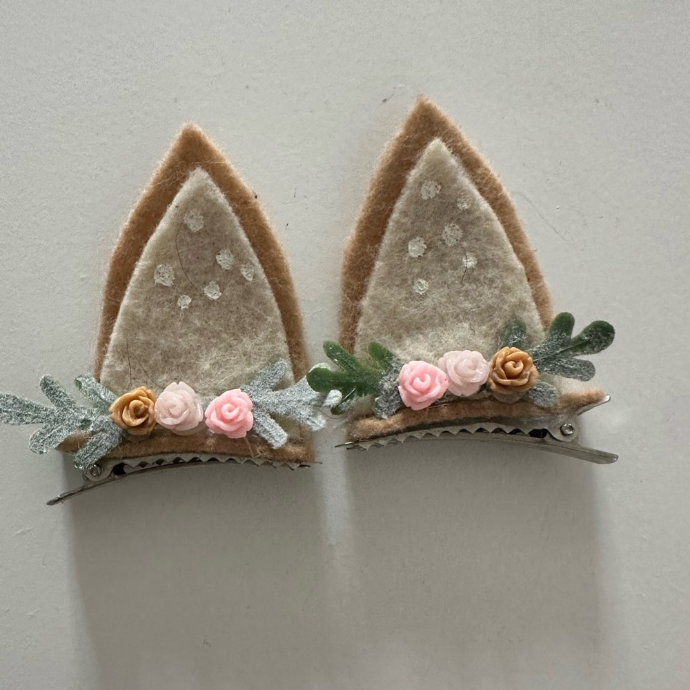 Fawn Ear Clips, new
